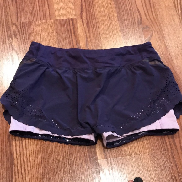 lululemon athletica Pants - Lululemon Laser Cut Skort